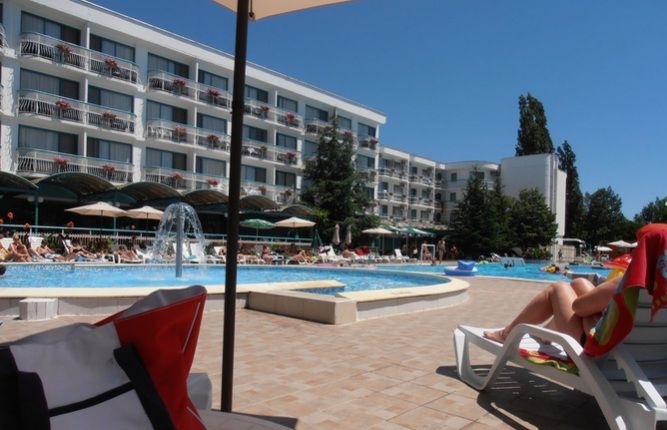 Zefir Hotel Slăntjev Brjag Exteriör bild