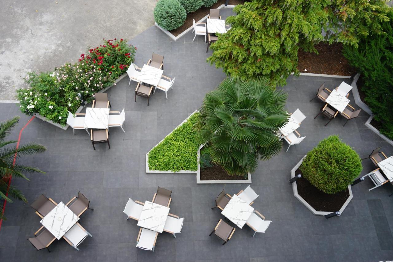 Zefir Hotel Slăntjev Brjag Exteriör bild